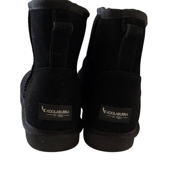 Women’s 9 Koolaburra by UGG Black Suede Short Boots Shearling - Picture 4 of 5